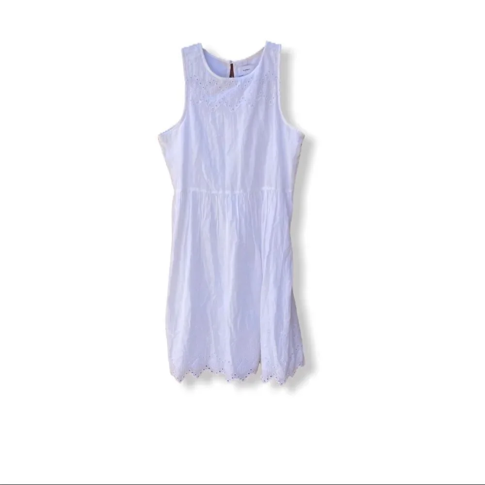 Old Navy White‎ Sleeveless Dress